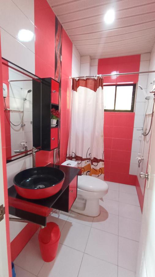 Verano Guesthouse Тагбиларан Экстерьер фото