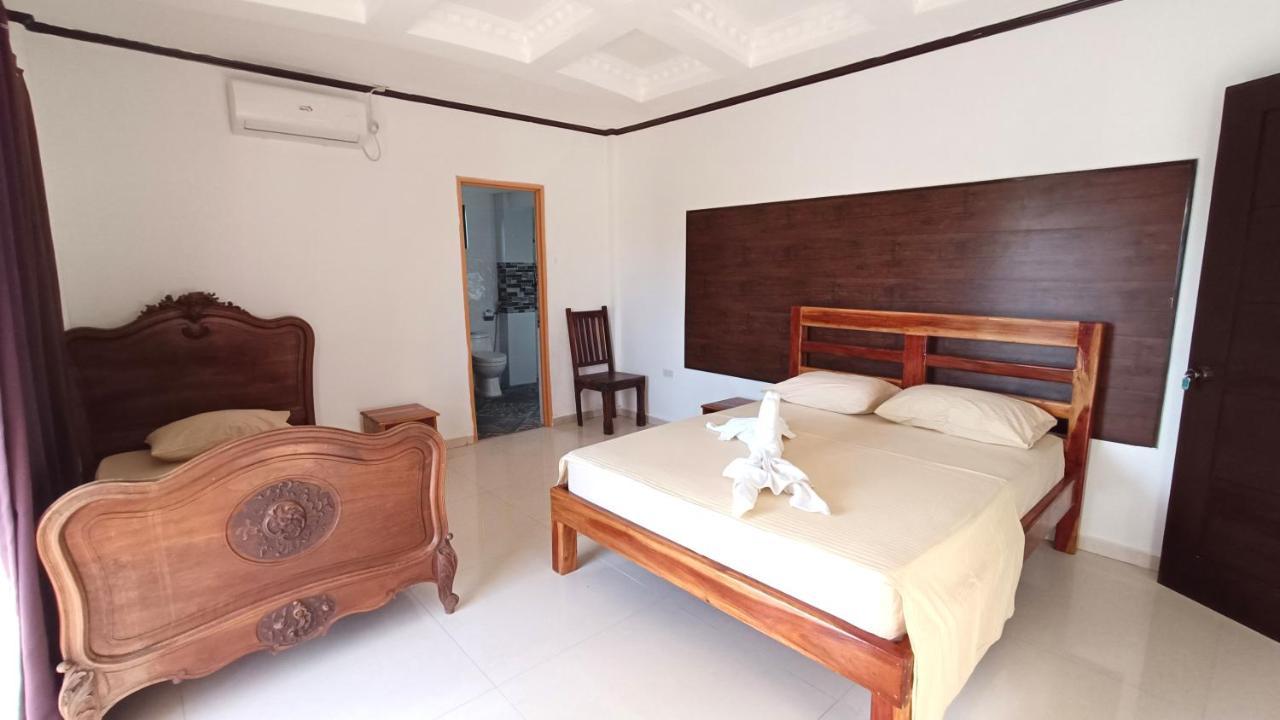 Verano Guesthouse Тагбиларан Экстерьер фото